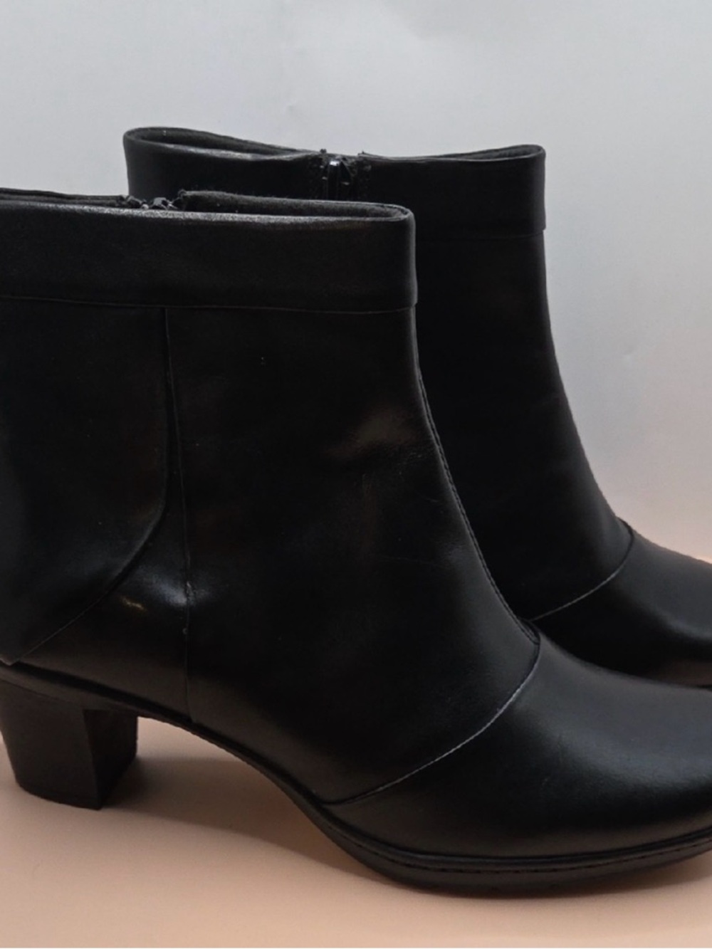 Clarks Black Leather Ankle Booties with Low Heel. Size 10M. NWOB